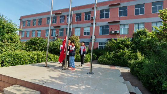 良好的习惯与细节的力量—红船完小升旗仪式