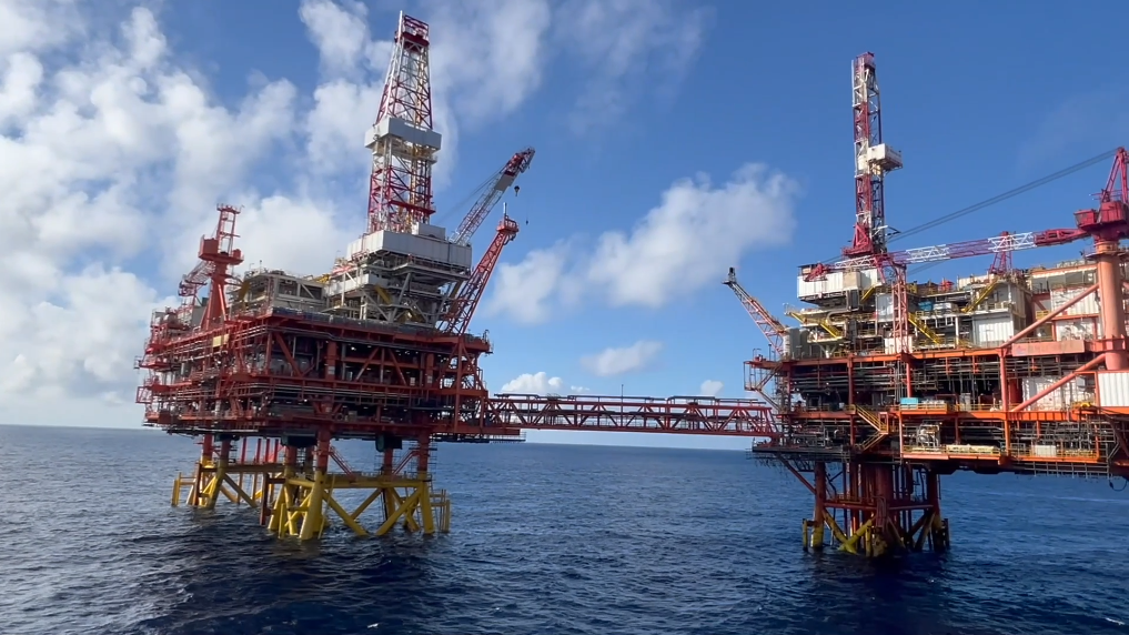 万吨级油气生产设施成功“安家”南海 年减碳1.18万吨